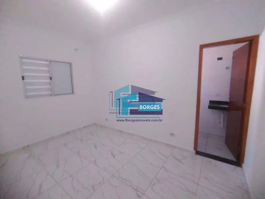 Foto 4 de Casa com 2 quartos à venda, 180m2 em Itanhaem - SP