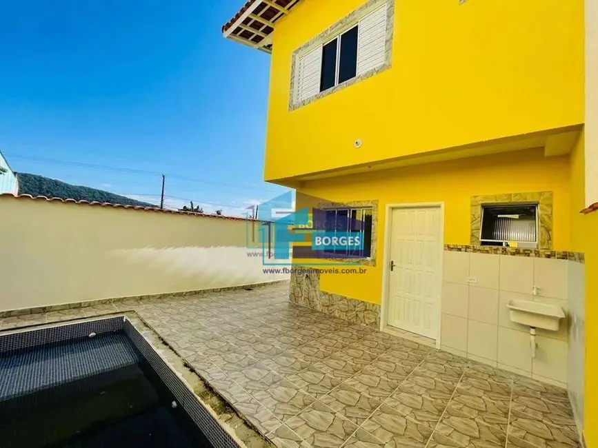 Foto 2 de Casa com 2 quartos à venda, 150m2 em Itanhaem - SP