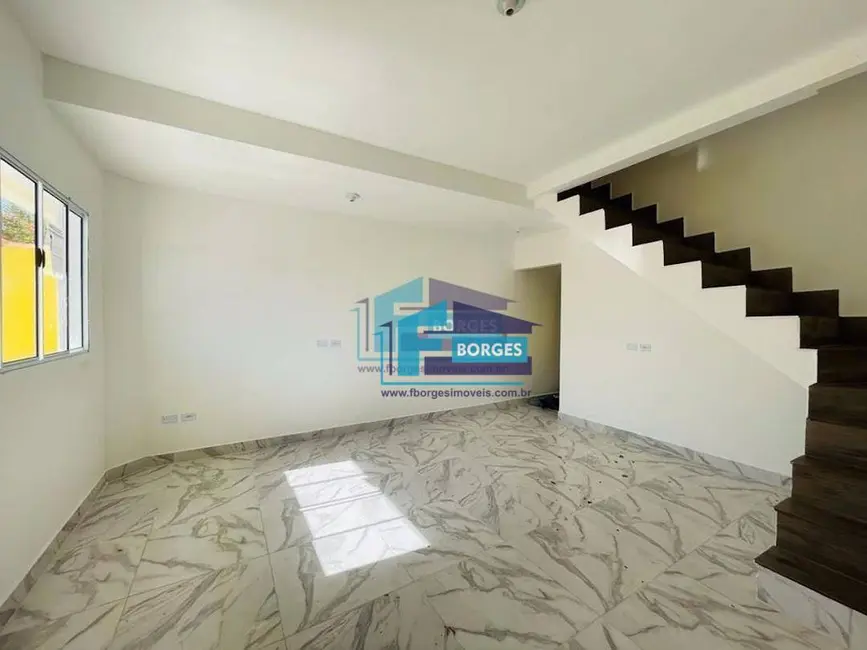 Foto 5 de Casa com 2 quartos à venda, 150m2 em Itanhaem - SP