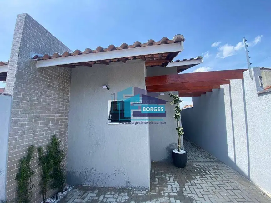 Foto 2 de Casa com 3 quartos à venda, 150m2 em Itanhaem - SP