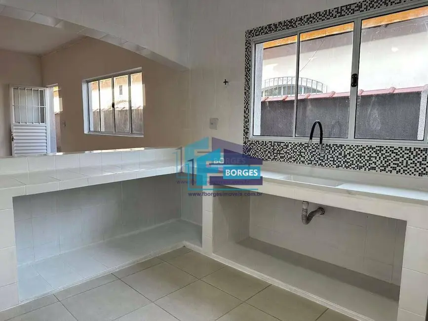Foto 5 de Casa com 3 quartos à venda, 175m2 em Centro, Mongagua - SP