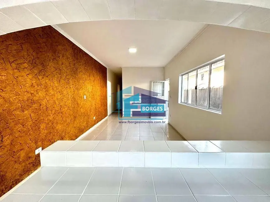 Foto 1 de Casa com 3 quartos à venda, 175m2 em Centro, Mongagua - SP