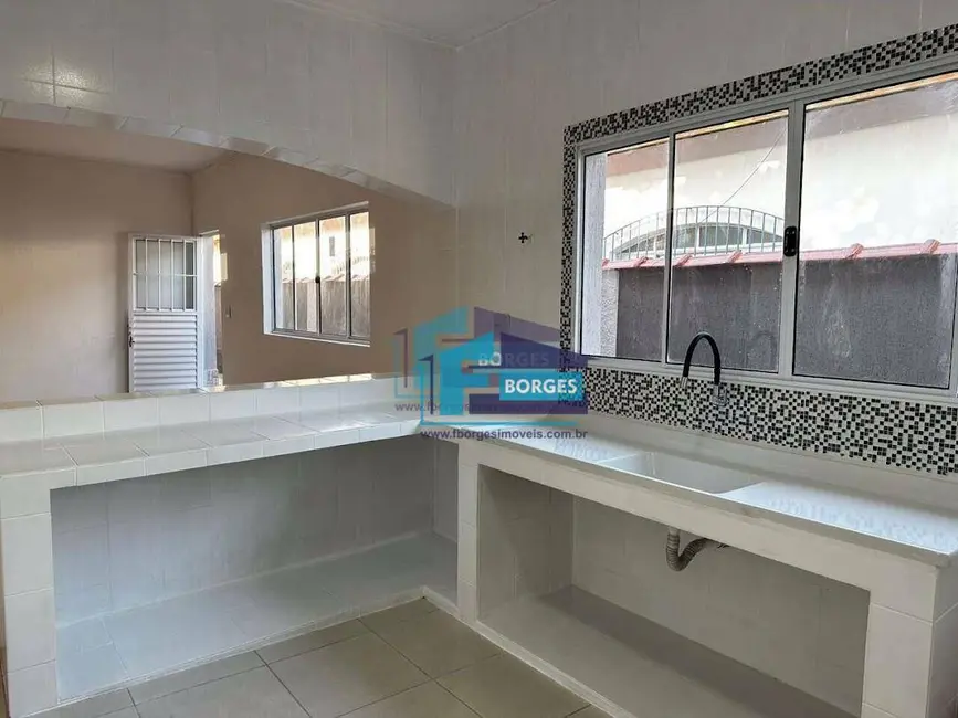 Foto 7 de Casa com 3 quartos à venda, 175m2 em Centro, Mongagua - SP