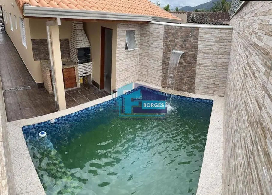 Foto 1 de Casa com 3 quartos à venda, 145m2 em Itanhaem - SP