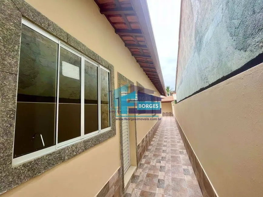 Foto 9 de Casa com 2 quartos à venda, 180m2 em Mongagua - SP