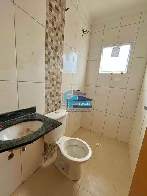 Foto 7 de Casa de Condomínio com 2 quartos à venda, 81m2 em Centro, Mongagua - SP