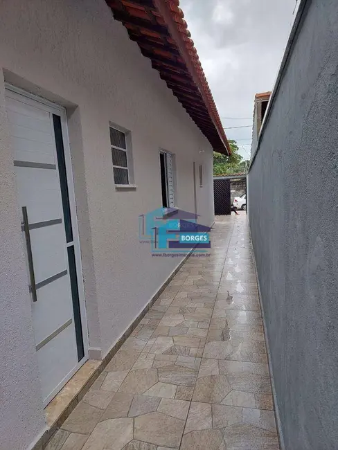 Foto 6 de Casa com 2 quartos à venda, 125m2 em Itanhaem - SP