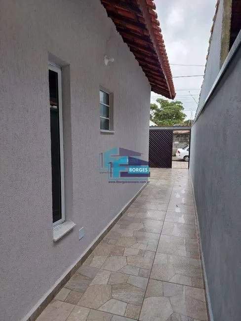 Foto 4 de Casa com 2 quartos à venda, 125m2 em Itanhaem - SP