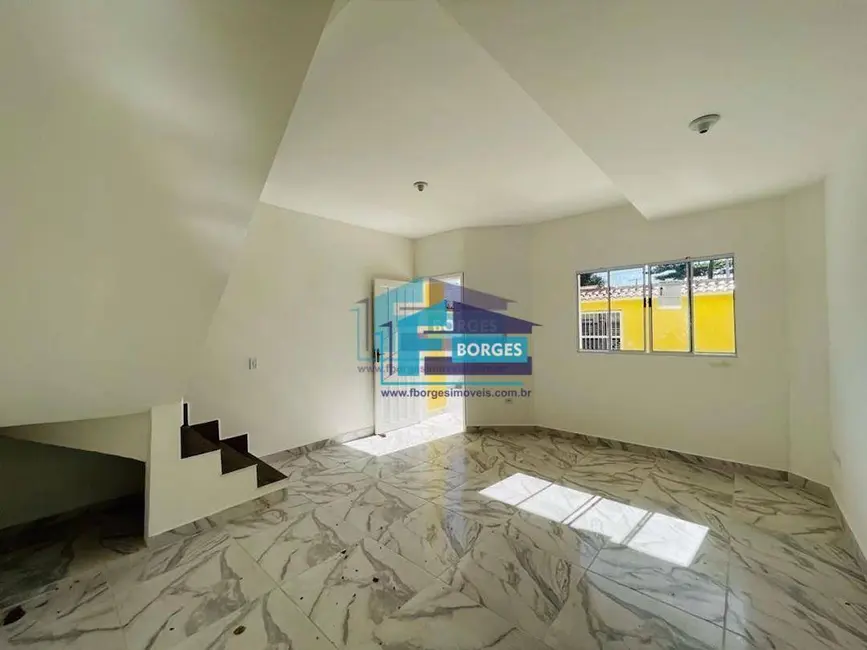 Casa com 2 quartos à venda, 150m2 em Itanhaem - SP - imagem 2 Foto 2 de Casa com 2 quartos à venda, 150m2 em Itanhaem - SP