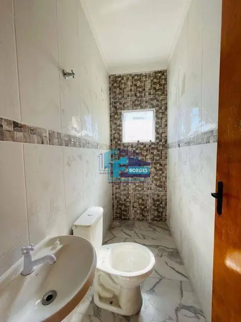 Casa com 2 quartos à venda, 150m2 em Itanhaem - SP - imagem 5 Foto 5 de Casa com 2 quartos à venda, 150m2 em Itanhaem - SP
