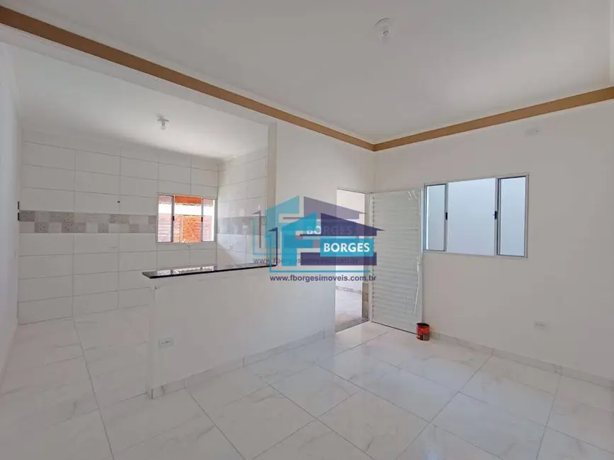 Foto 8 de Casa com 2 quartos à venda, 138m2 em Centro, Mongagua - SP