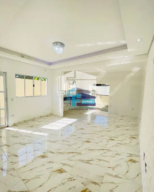 Foto 2 de Casa com 2 quartos à venda, 150m2 em Itanhaem - SP