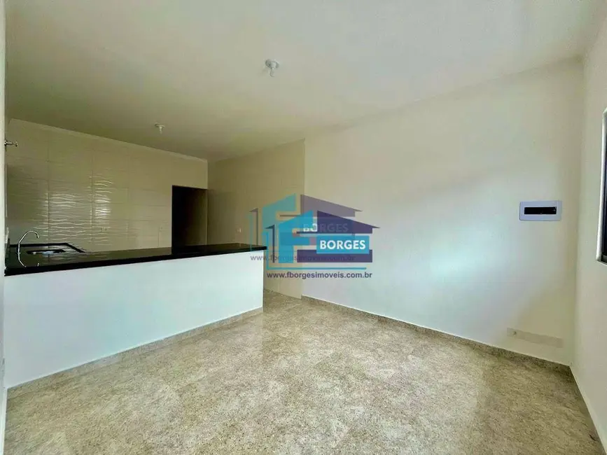 Foto 6 de Casa com 2 quartos à venda, 150m2 em Itanhaem - SP