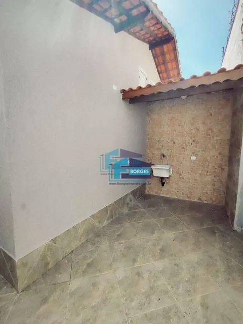Foto 5 de Casa com 2 quartos à venda, 125m2 em Itanhaem - SP