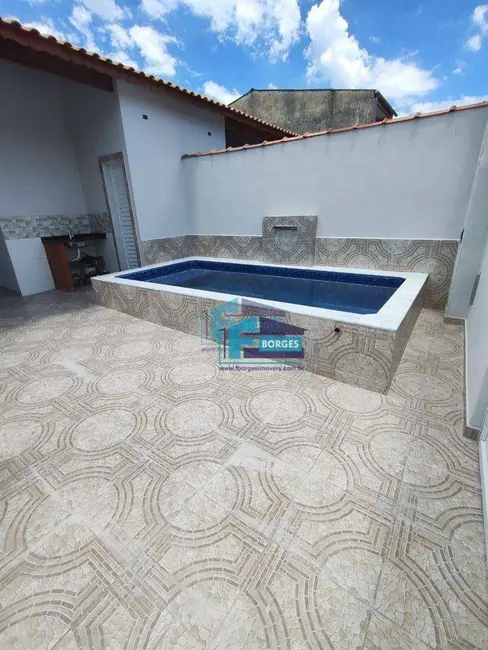 Foto 5 de Casa com 2 quartos à venda, 150m2 em Itanhaem - SP