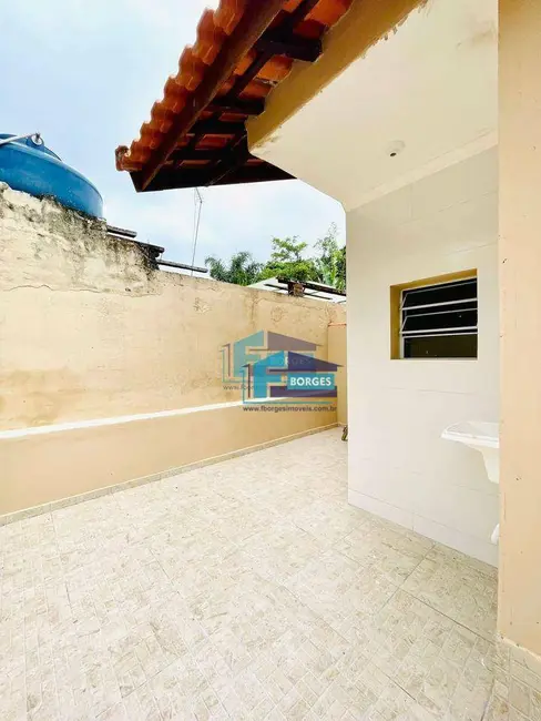 Foto 9 de Casa com 2 quartos à venda, 150m2 em Itanhaem - SP