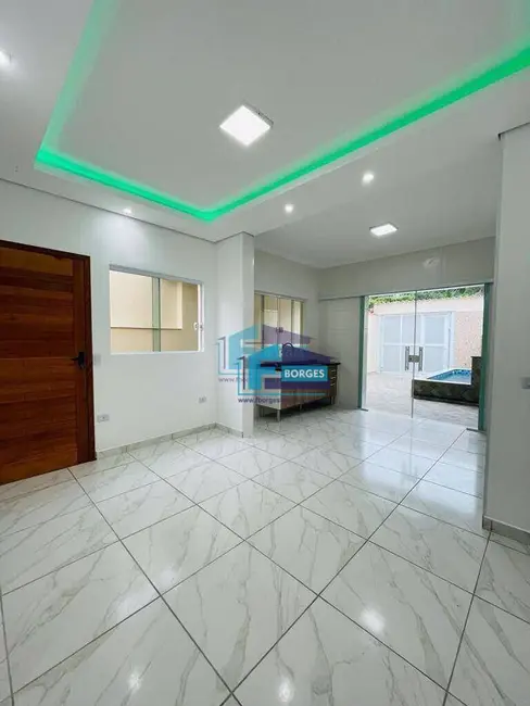 Foto 9 de Casa com 2 quartos à venda, 126m2 em Itanhaem - SP