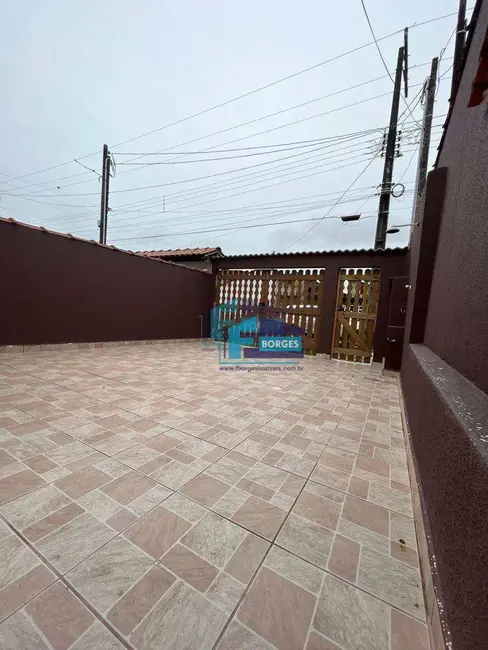 Foto 6 de Casa com 2 quartos à venda, 135m2 em Itanhaem - SP