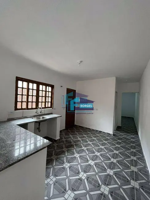 Foto 2 de Casa com 2 quartos à venda, 135m2 em Itanhaem - SP