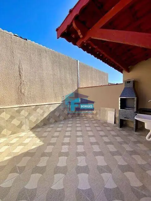 Foto 4 de Casa com 2 quartos à venda, 125m2 em Mongagua - SP