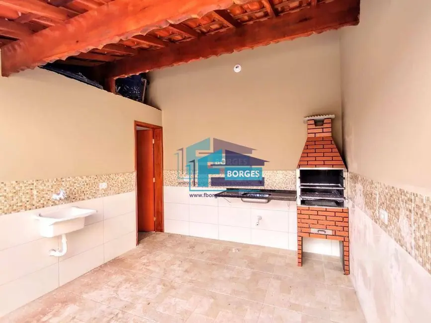 Foto 4 de Casa com 2 quartos à venda, 175m2 em Centro, Mongagua - SP