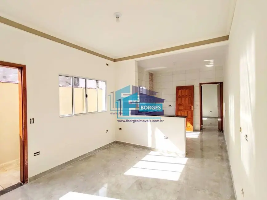 Foto 5 de Casa com 2 quartos à venda, 175m2 em Centro, Mongagua - SP