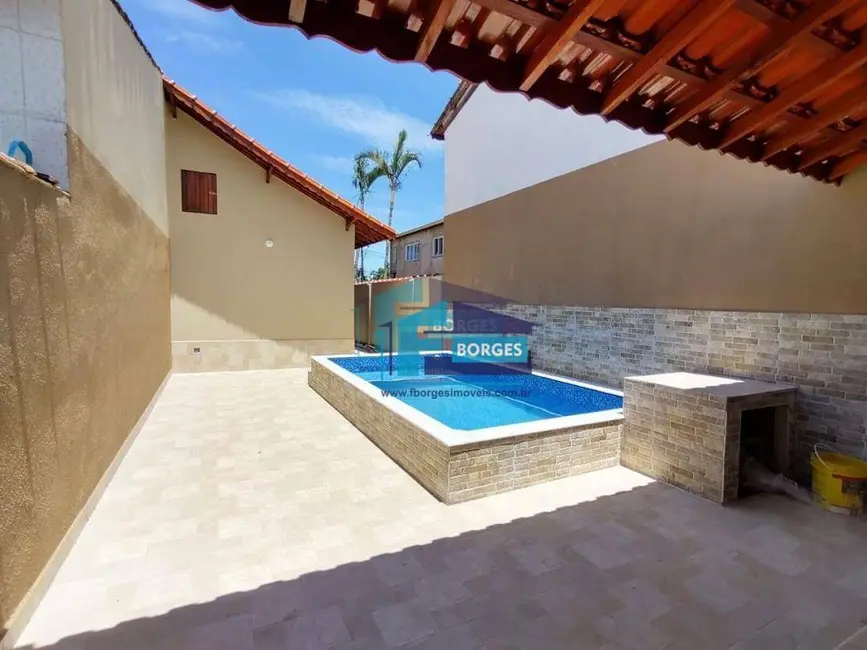 Foto 1 de Casa com 2 quartos à venda, 175m2 em Centro, Mongagua - SP