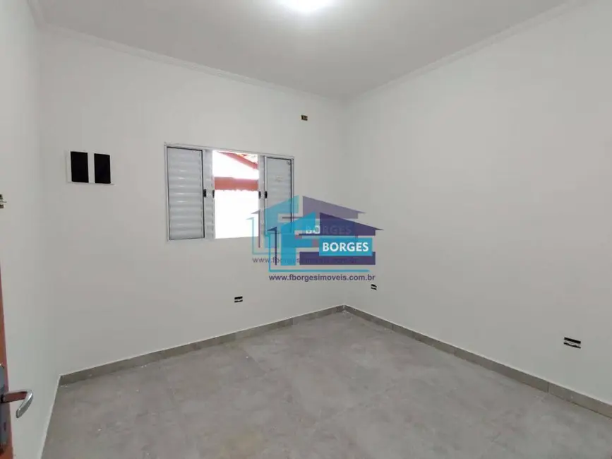 Foto 7 de Casa com 2 quartos à venda, 175m2 em Centro, Mongagua - SP