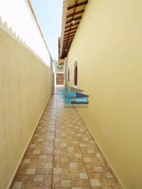 Foto 3 de Casa com 2 quartos à venda, 140m2 em Itanhaem - SP