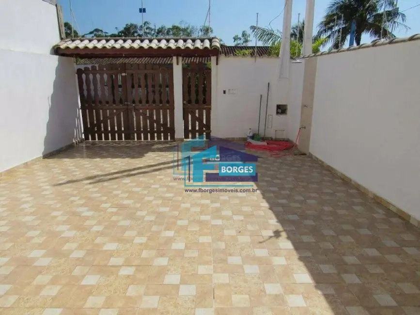 Foto 8 de Casa com 2 quartos à venda, 140m2 em Itanhaem - SP