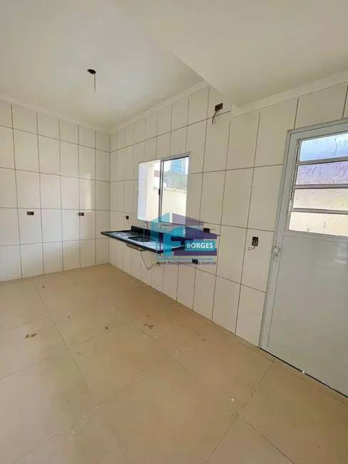 Foto 9 de Casa de Condomínio com 2 quartos à venda, 82m2 em Centro, Mongagua - SP