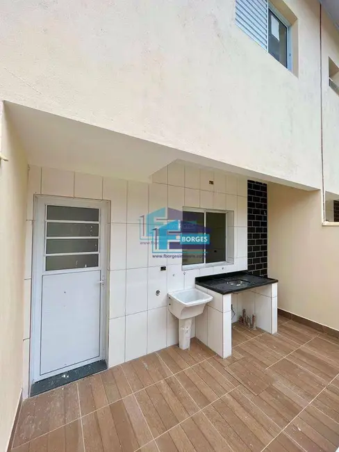 Foto 5 de Casa de Condomínio com 2 quartos à venda, 82m2 em Centro, Mongagua - SP