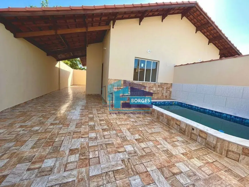 Foto 4 de Casa com 2 quartos à venda, 150m2 em Itanhaem - SP