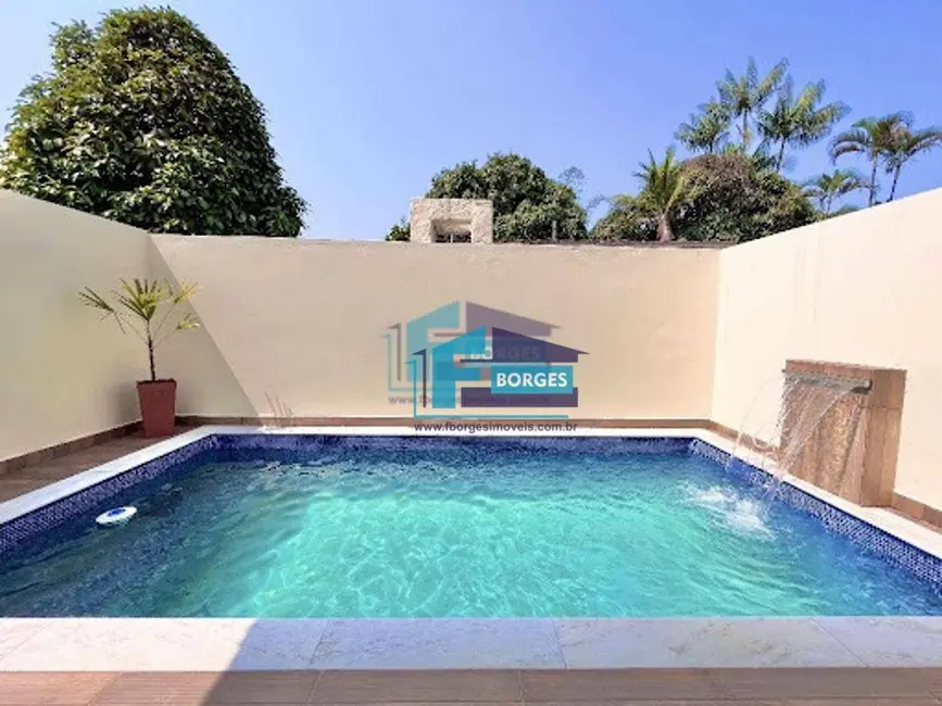 Foto 1 de Casa com 2 quartos à venda, 150m2 em Itanhaem - SP