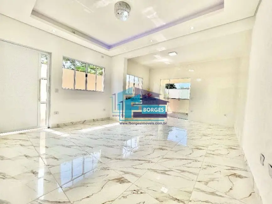 Foto 6 de Casa com 2 quartos à venda, 150m2 em Itanhaem - SP