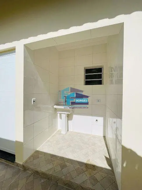 Foto 6 de Casa com 2 quartos à venda, 150m2 em Itanhaem - SP