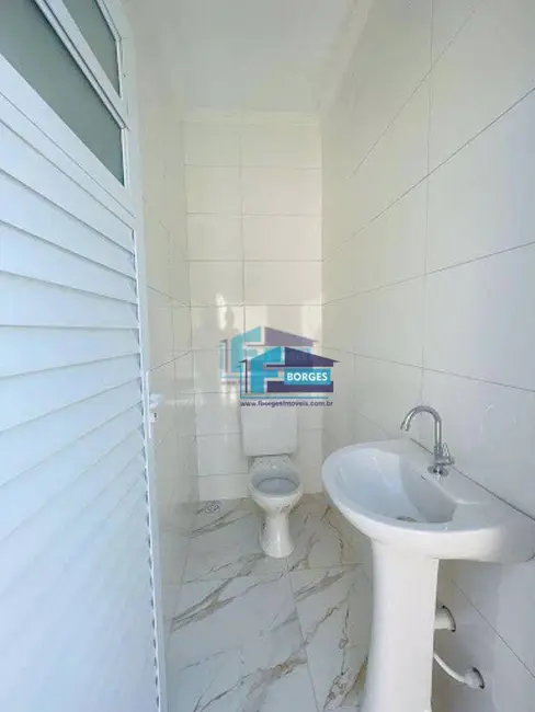 Foto 8 de Casa com 2 quartos à venda, 150m2 em Itanhaem - SP