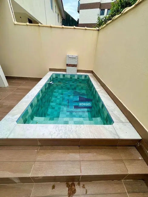 Foto 3 de Casa de Condomínio com 2 quartos à venda, 81m2 em Mongagua - SP