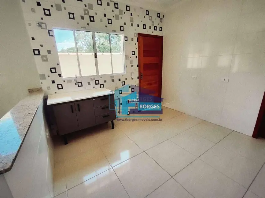 Foto 6 de Casa com 2 quartos à venda, 180m2 em Itanhaem - SP