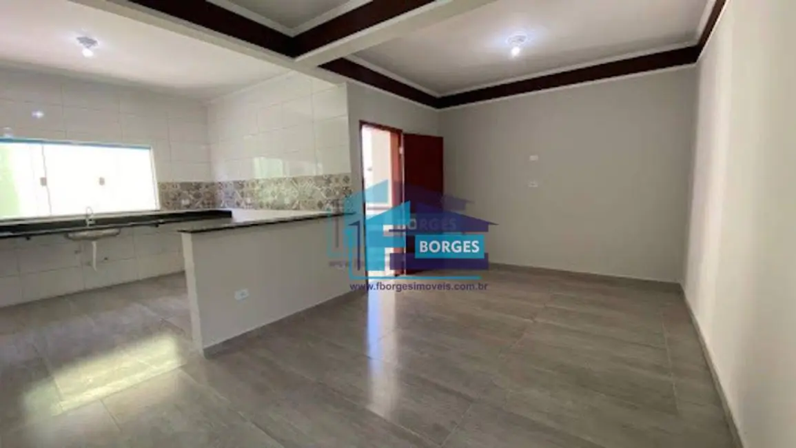 Foto 4 de Casa com 2 quartos à venda, 150m2 em Itanhaem - SP