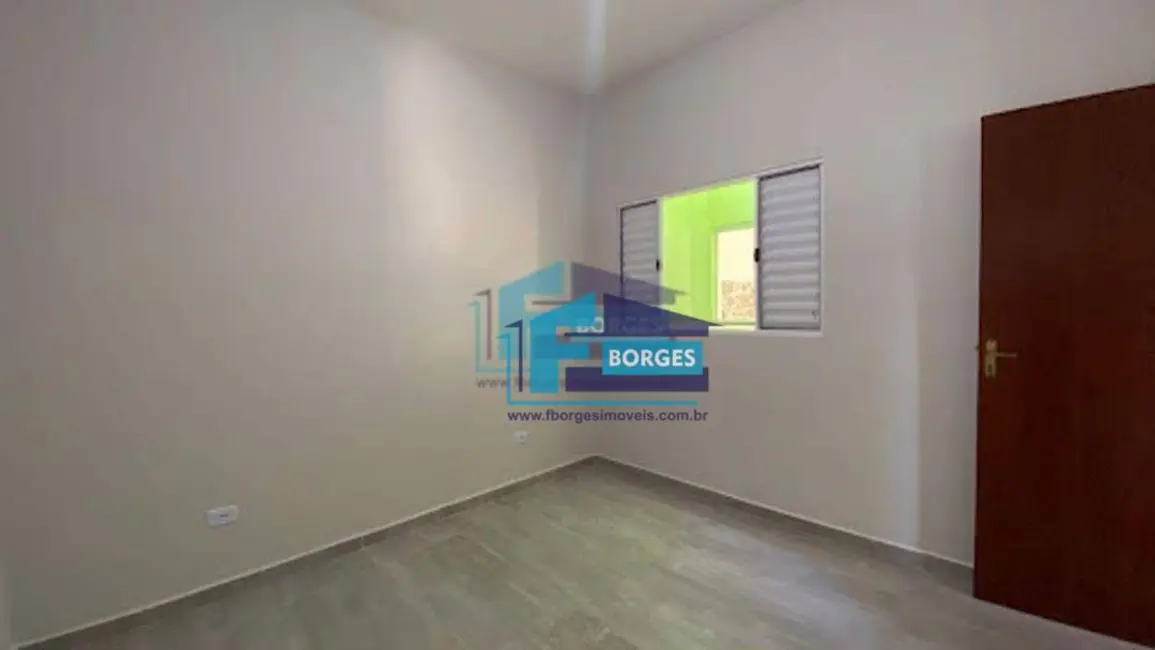 Foto 5 de Casa com 2 quartos à venda, 150m2 em Itanhaem - SP