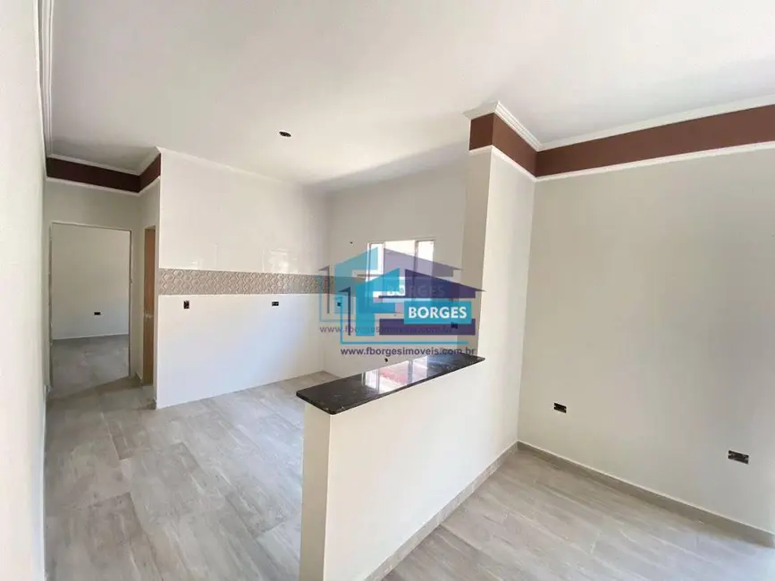 Foto 4 de Casa com 2 quartos à venda, 150m2 em Centro, Mongagua - SP