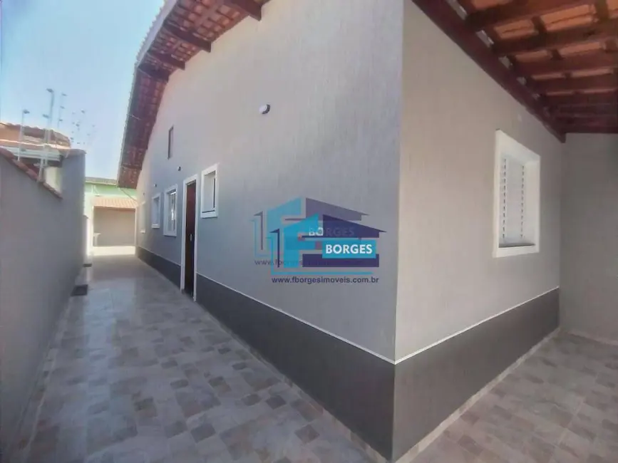 Foto 9 de Casa com 2 quartos à venda, 180m2 em Itanhaem - SP