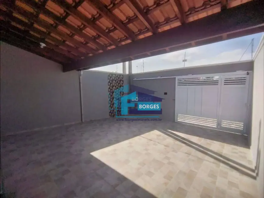 Foto 6 de Casa com 2 quartos à venda, 180m2 em Itanhaem - SP