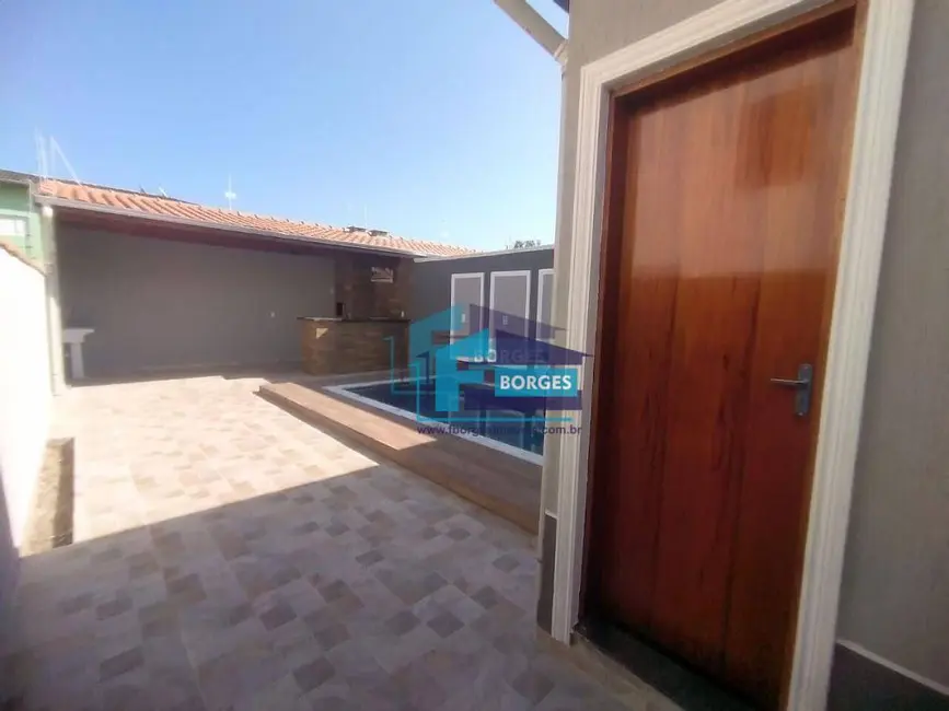 Foto 8 de Casa com 2 quartos à venda, 180m2 em Itanhaem - SP