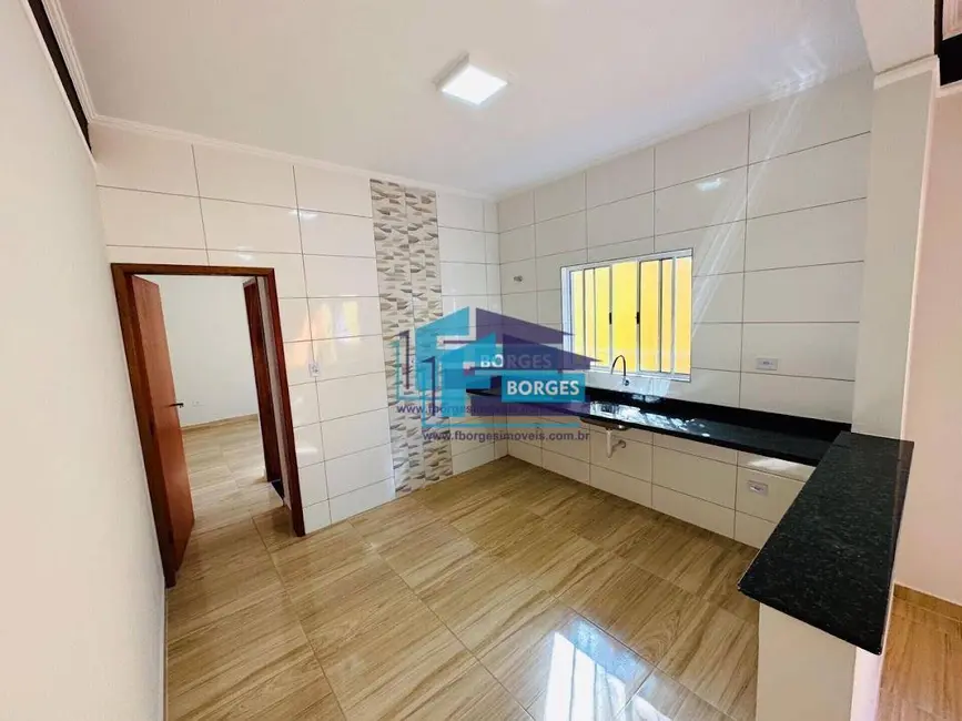 Foto 9 de Casa com 2 quartos à venda, 150m2 em Itanhaem - SP