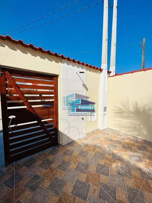 Foto 5 de Casa com 2 quartos à venda, 150m2 em Itanhaem - SP