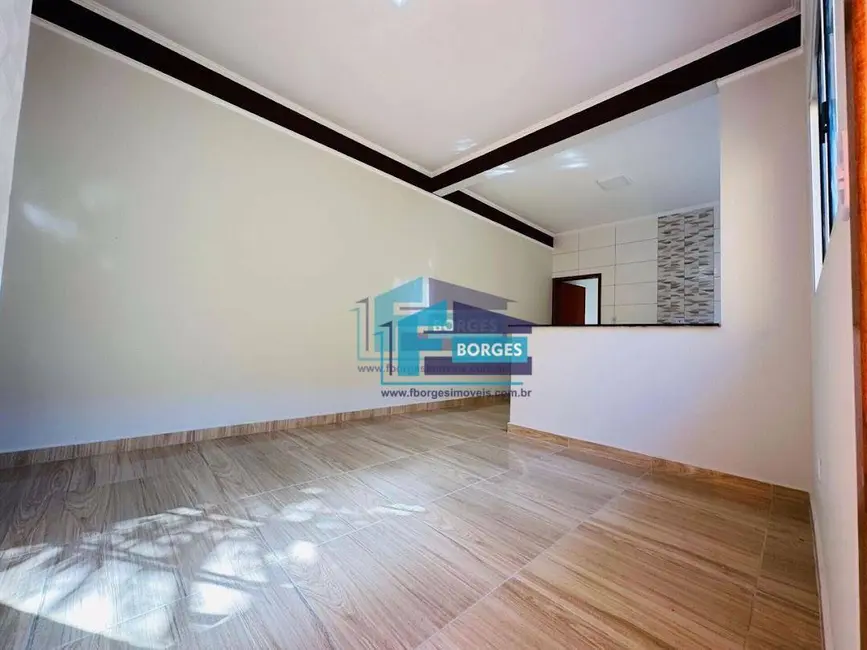 Foto 4 de Casa com 2 quartos à venda, 150m2 em Itanhaem - SP