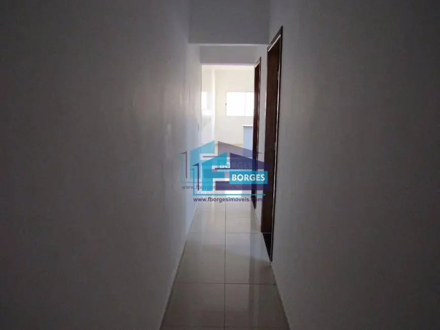 Foto 4 de Casa com 2 quartos à venda, 150m2 em Mongagua - SP