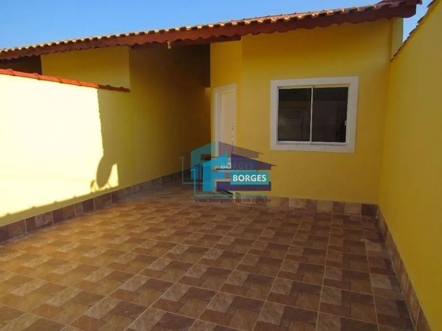 Foto 2 de Casa com 2 quartos à venda, 150m2 em Mongagua - SP